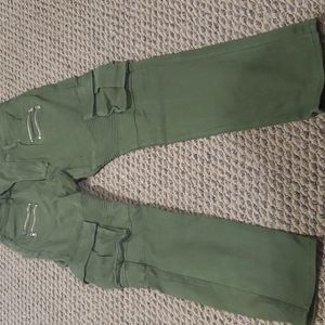 Army green cargo pants
